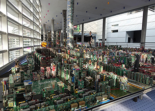 A large scale interactive art installation 